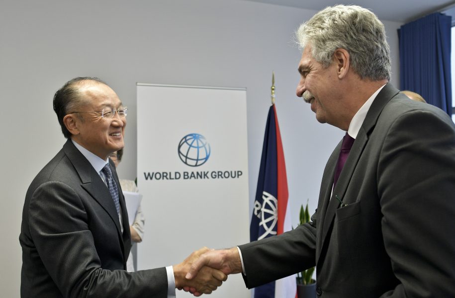 Weltbank Wien Mitarbeiter Schelling